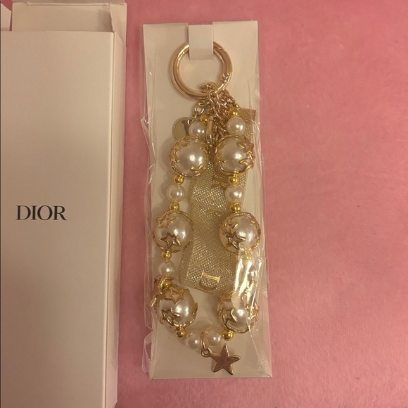 Dior Pearl with Gold Charms Bracelet Keychain - Picture 1 of 6